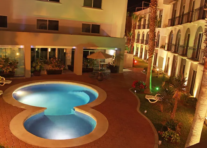 Seven Crown Express & By Kavia Hotel 3*