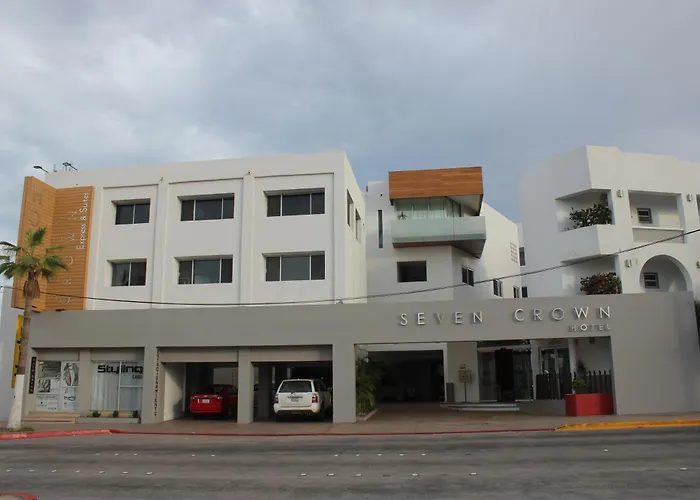 Seven Crown Express & By Kavia Hotel Cabo San Lucas