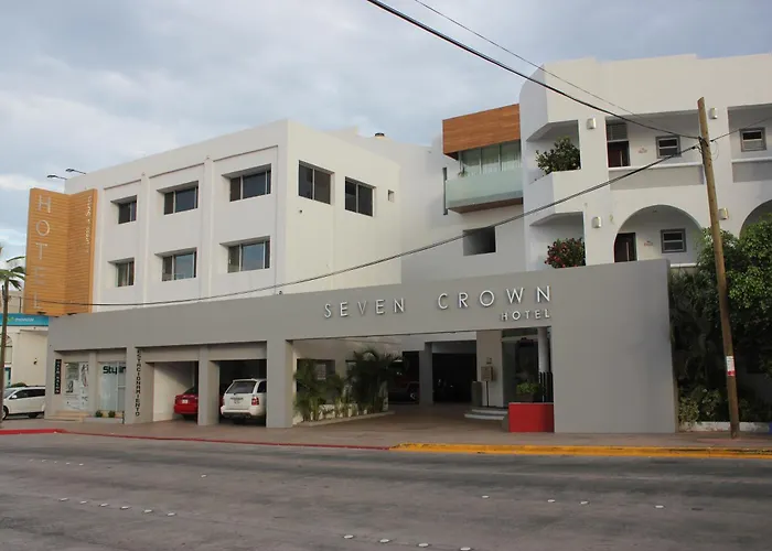 Hotel Seven Crown Express & By Kavia