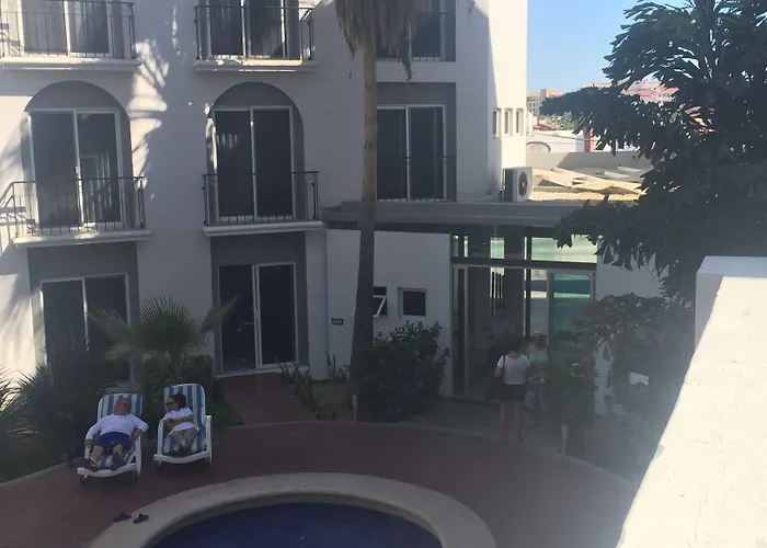 Seven Crown Express & By Kavia Cabo San Lucas
