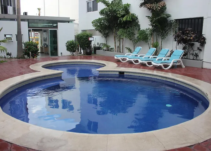 Seven Crown Express & By Kavia Cabo San Lucas